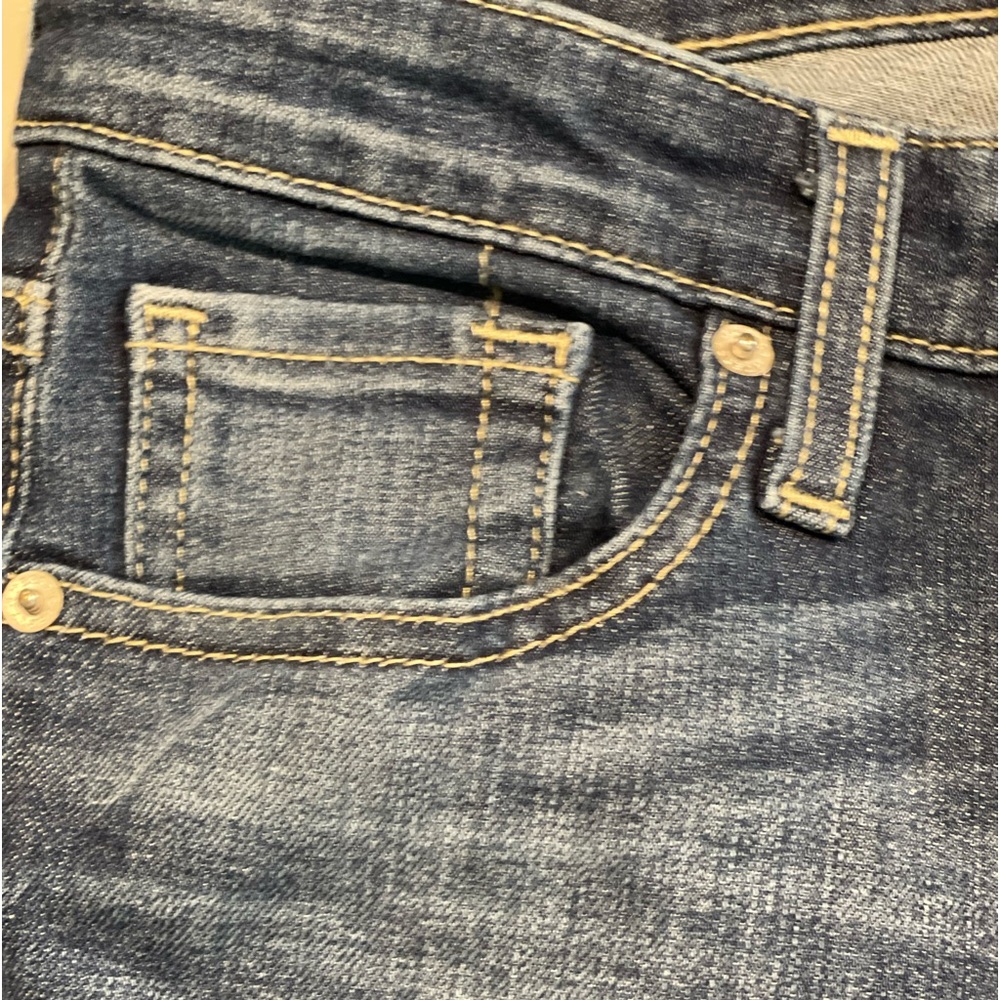 Guess Jeans - Picture 13 of 13